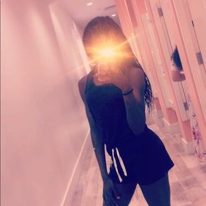 Meet your Posher, Lorial